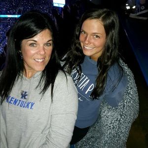 Meet your Posher, Nikki